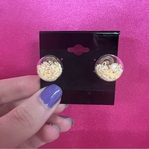 Vintage bouble shaped peach confetti heart globe earrings